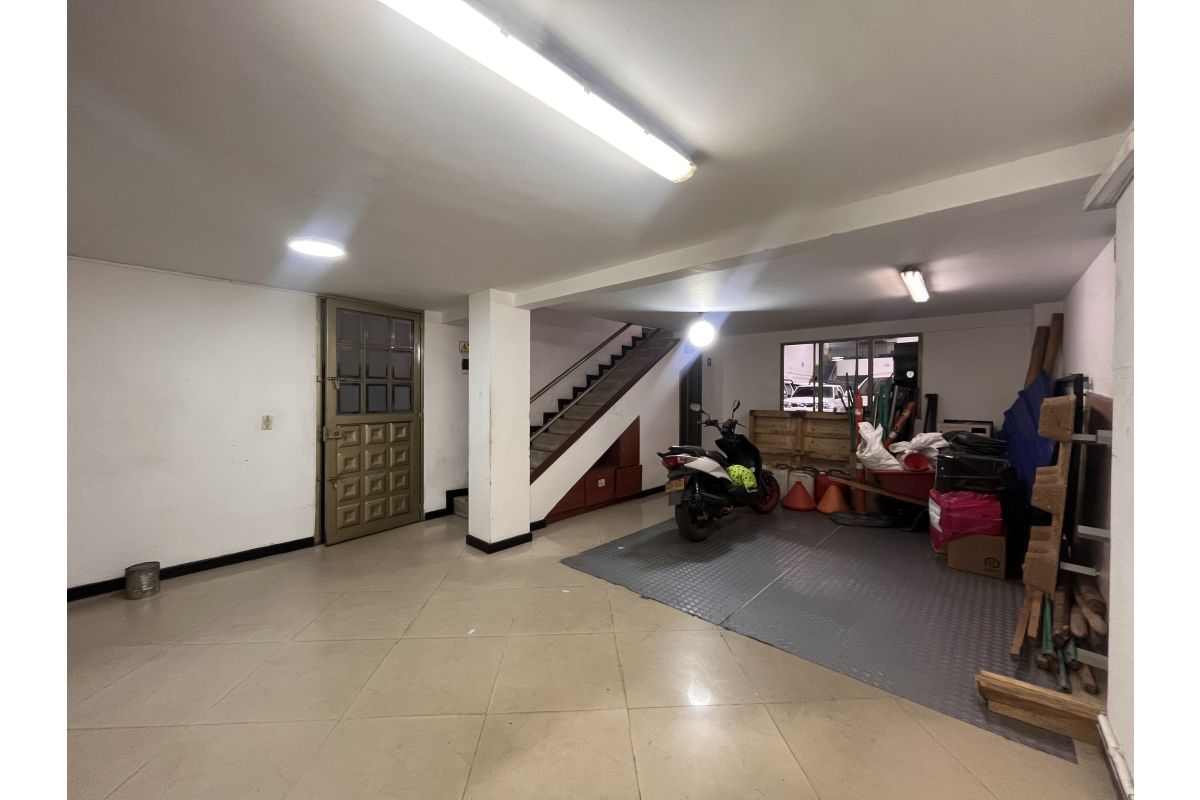 Bodega en arriendo en La Granja Bogotá