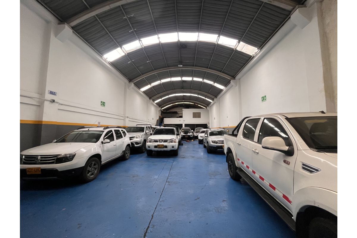 Bodega en arriendo en La Granja Bogotá